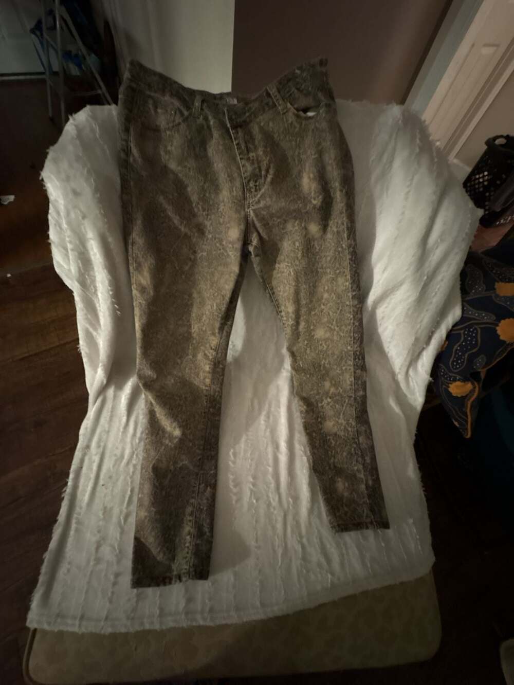 Tempo Paris Denim Metallic Snake Animal Print Skinny Pants